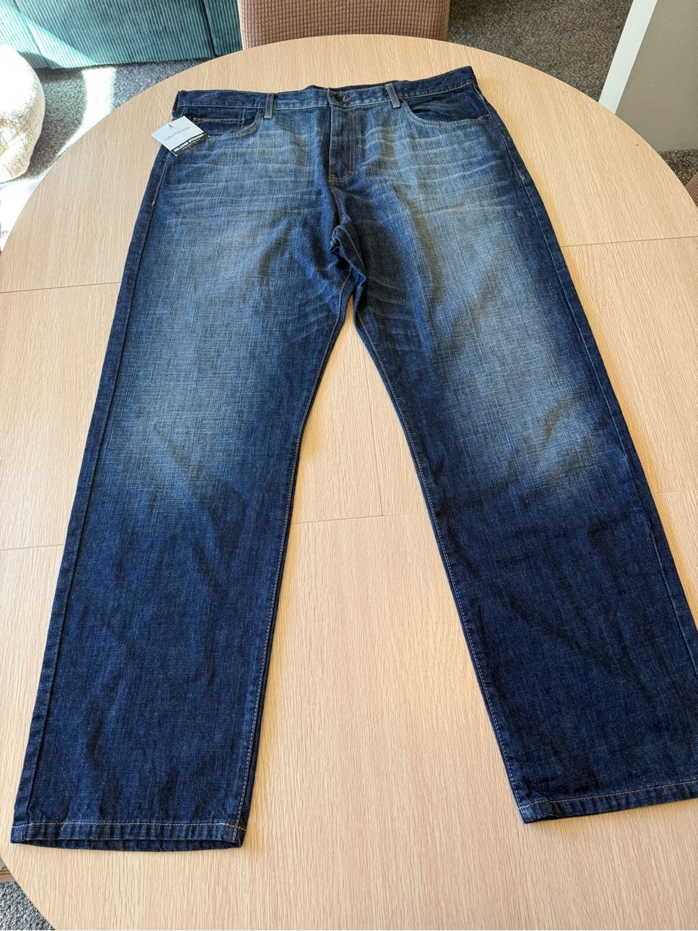 Calvin Klein Men’s Jeans 40x32 Relaxed Straight Dark Wash NWT